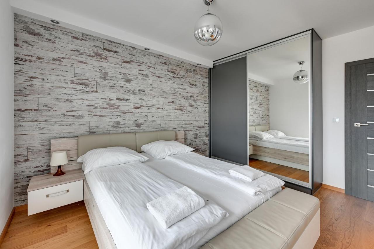 Grand Apartments - Luxury Apartment On The 11Th Floor With A View Of The Old Town Гданськ Екстер'єр фото